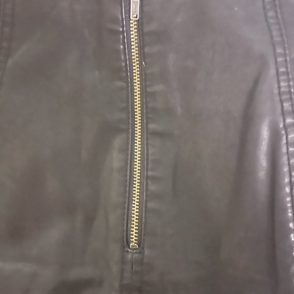 Free People - NWOT Vegan Leather Skirt - Picture 6 of 7